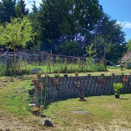 Feriehus La Grange D Eugene *